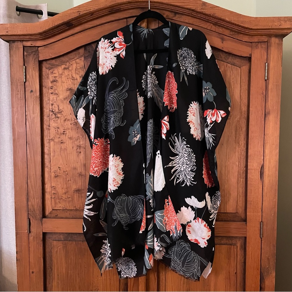Brooke Floral Kimono